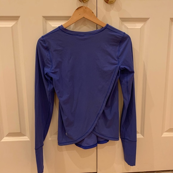 Lululemon blue long sleeve cross back top. Size 6. - Picture 2 of 3